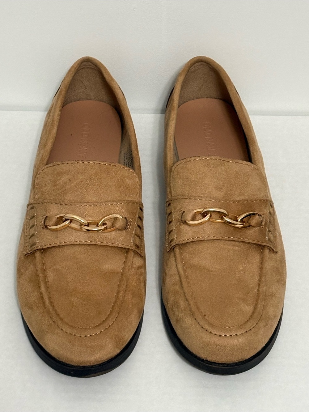 Old Navy Tailored Moc Loafers Faux Suede Gold Chain Link Flats Dark Sand Size 8